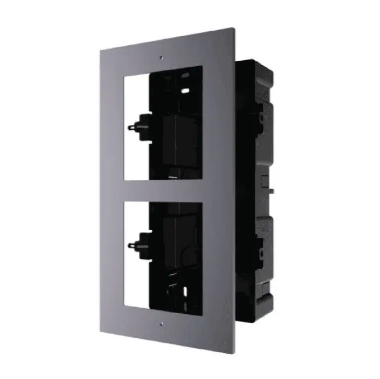 תושבת אחורית